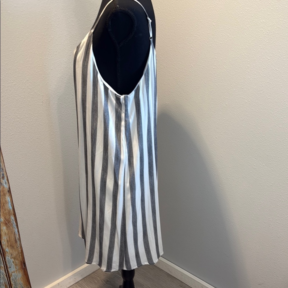 Striped Dress - Picture 3 of 7